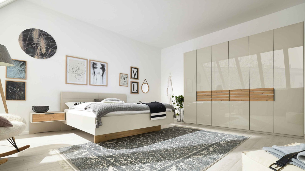 Schlafzimmer in Champagner und Eiche Bianco