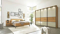 Schlafzimmer in Eiche Bianco, Riffholz und Champagner