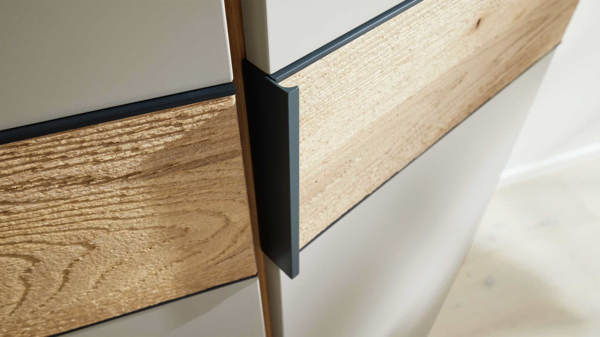 Eckkleiderschrank Serie 1207 Detail