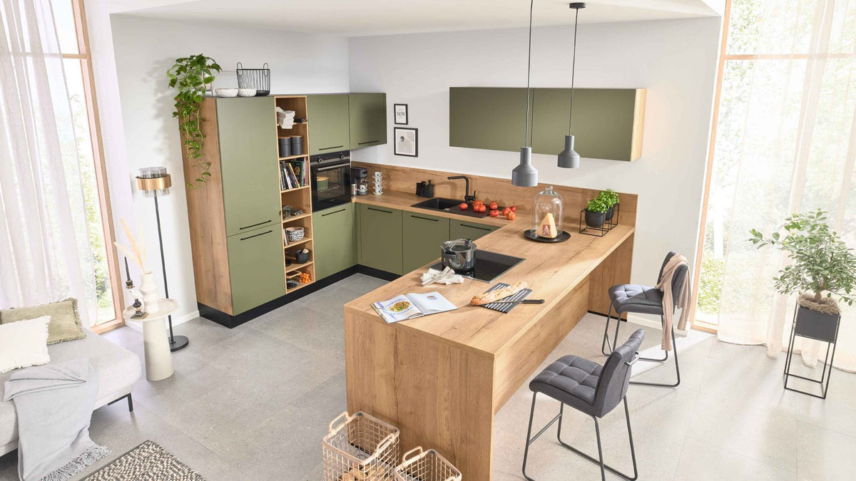 Interliving Küche Serie 3065 – Olivgrün in U-Form