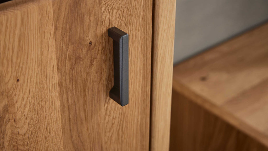 Interliving Wohnwand Serie 2027 mit TV-Board, zwei Vitrinen und Wandregal