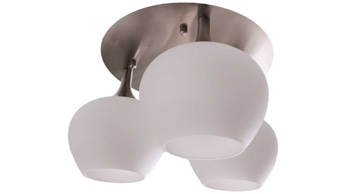 Deckenlampe mit drei kugelförmigen Mattglasschirmen und nickelfarbenem Baldachin