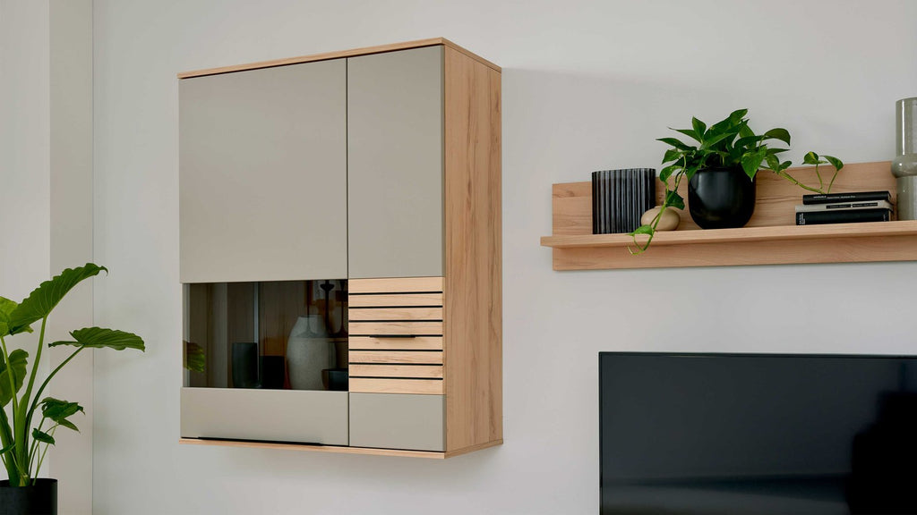 Interliving Wohnwand Serie 2032 in Grau und Holzoptik mit Hängeschrank