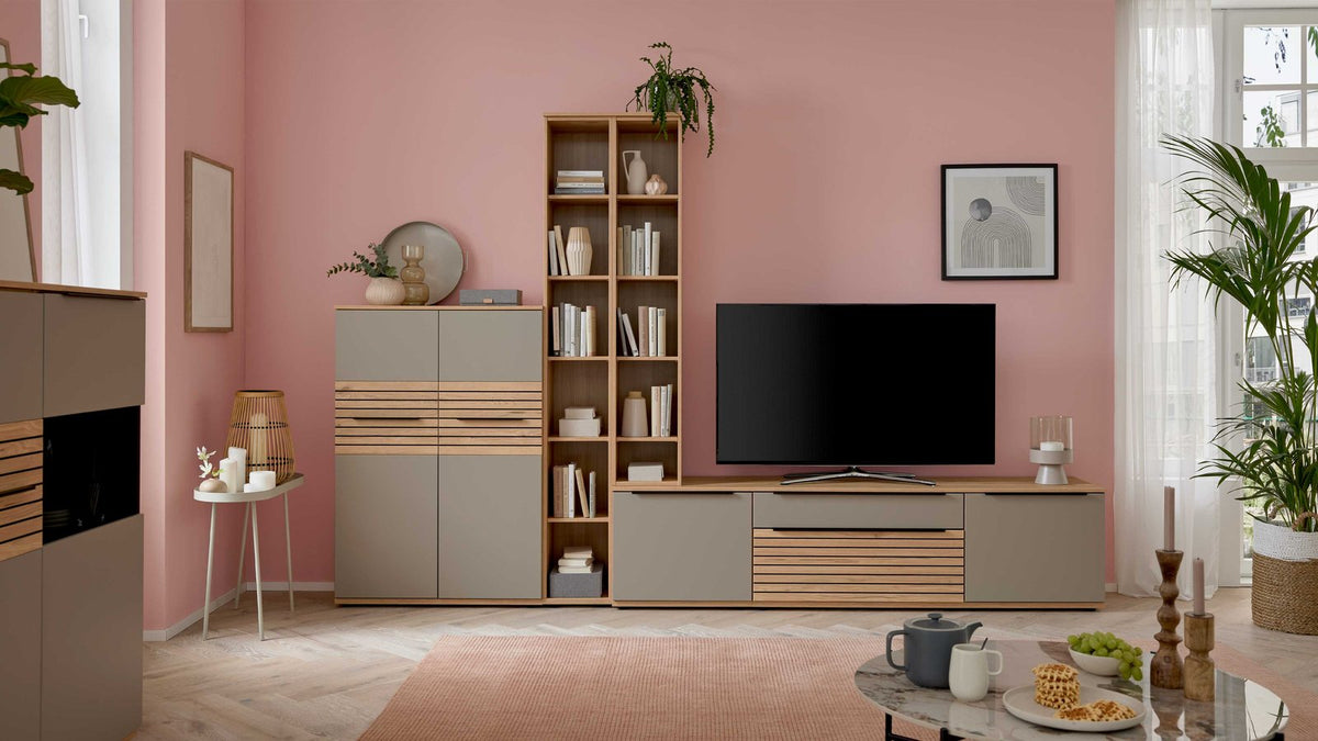 Interliving Wohnwand Grau Risseiche mit Vitrine