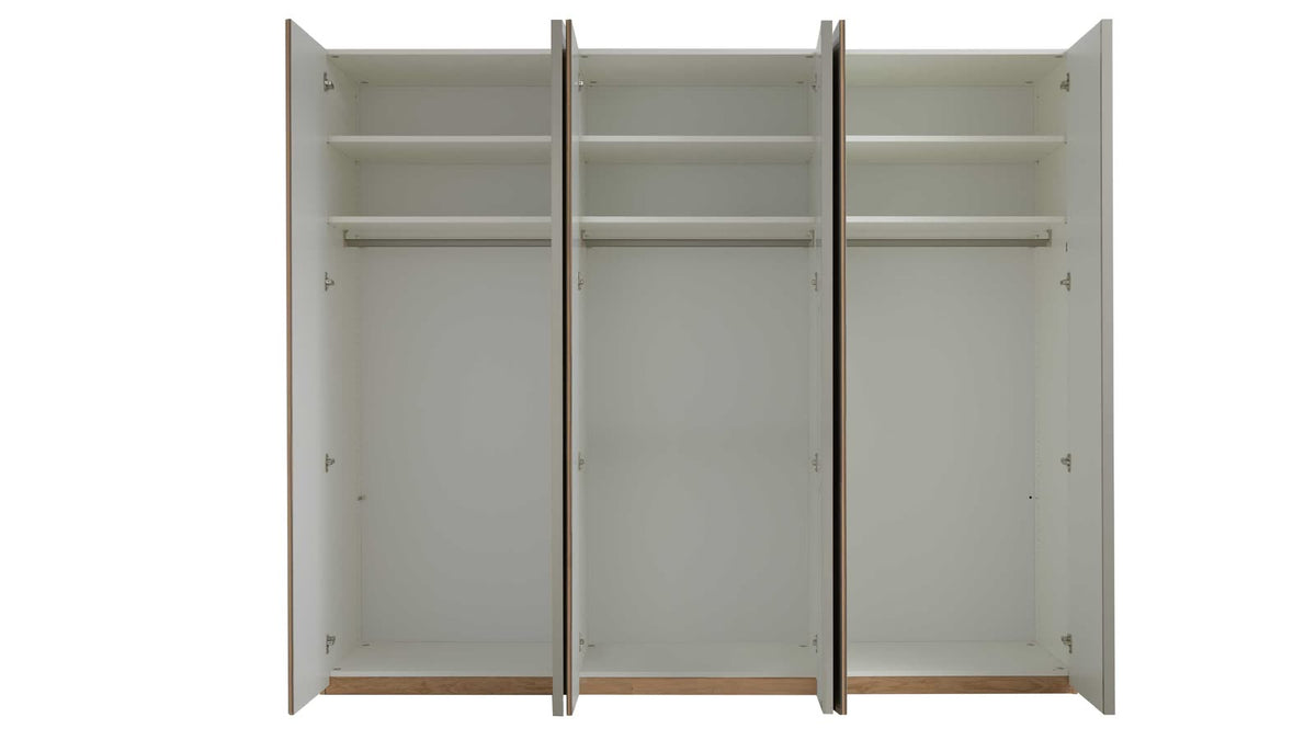 Kleiderschrank Serie 1210 Innenaufteilung