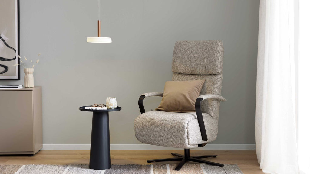 Elegante LED-Hängeleuchte in Weiß und Bronze
