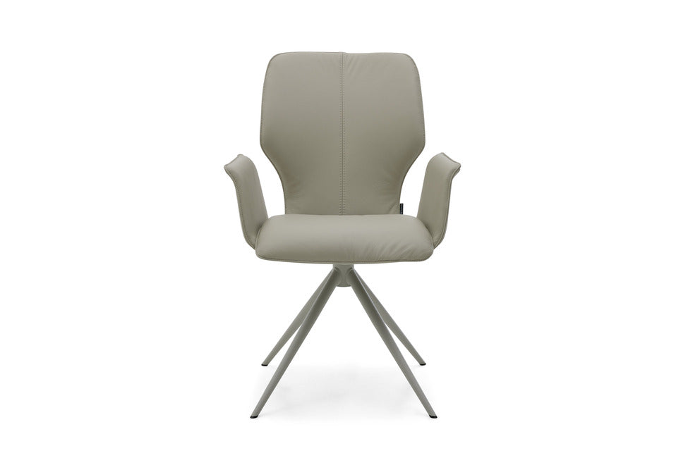 Nevio – Armlehnstuhl in Leder Tendens Latte